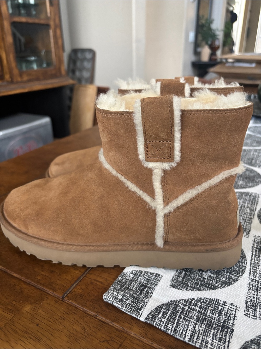 UGG Chestnut Suede Shearling Short Boot - Picture 3 of 7
